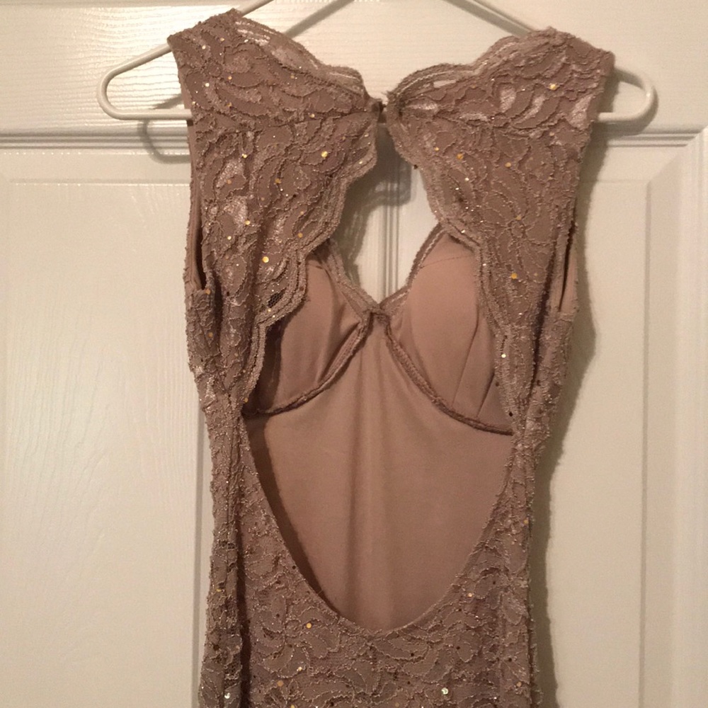 Dillard’s Gown - image 4